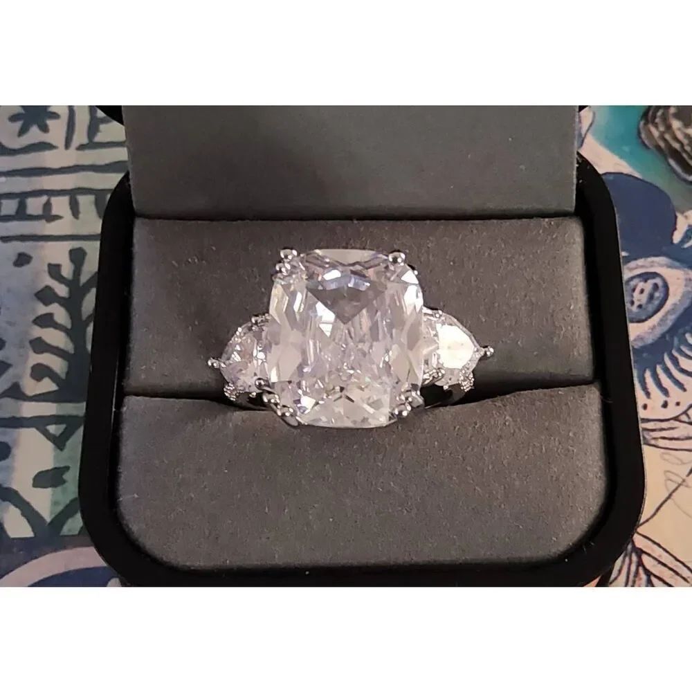 Gorgeous 8.5 Carat Radiant & Heart Cut Sim Diamond Engagement Bridal Ring sz 8